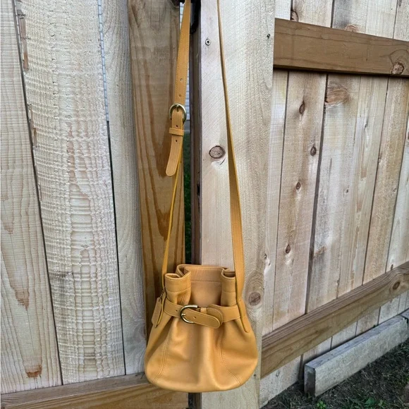 Vintage Coach Crossbody Buckle Bag - Picture 2 of 13